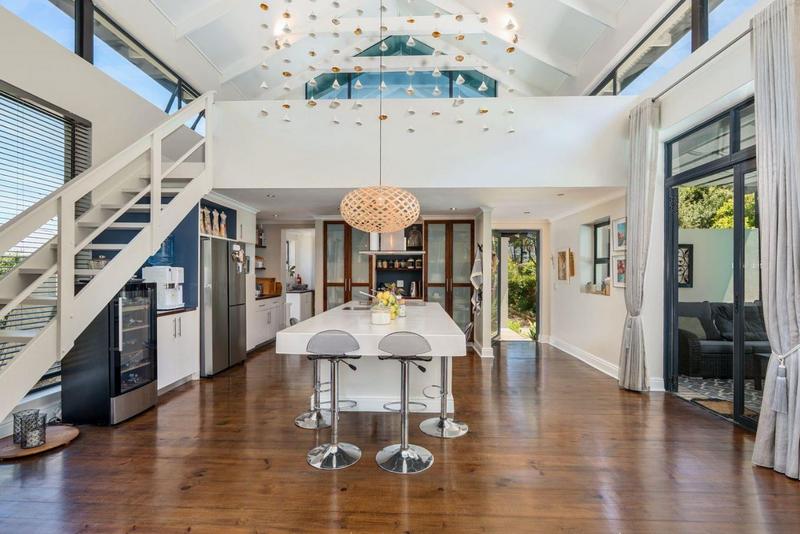 5 Bedroom Property for Sale in Hout Bay Western Cape